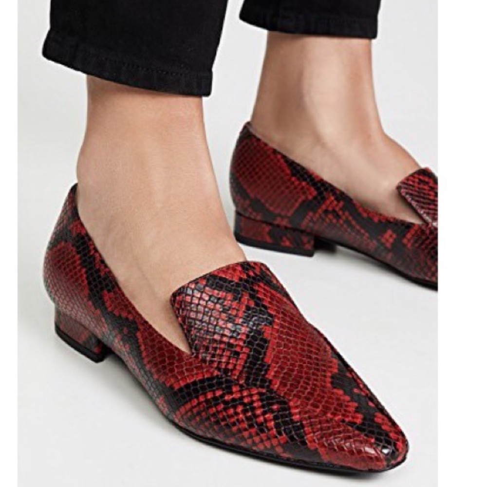 Sigerson Morrison red black snake print Calida loafers 39 8 pointed toe flats